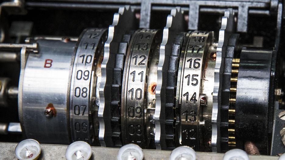 enigma-machine-8608