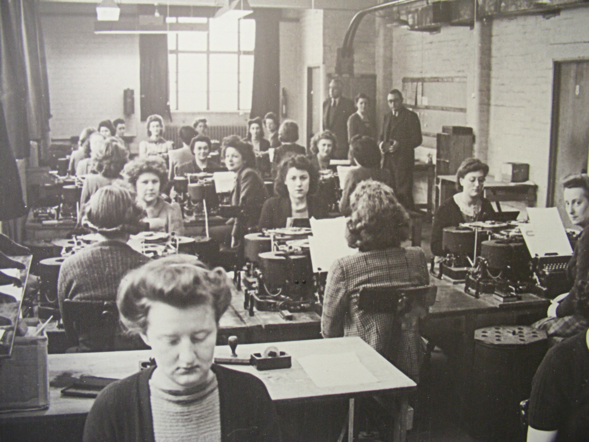 Women Codebreakers; the hidden female heroes of code cracking – Dr Enigma